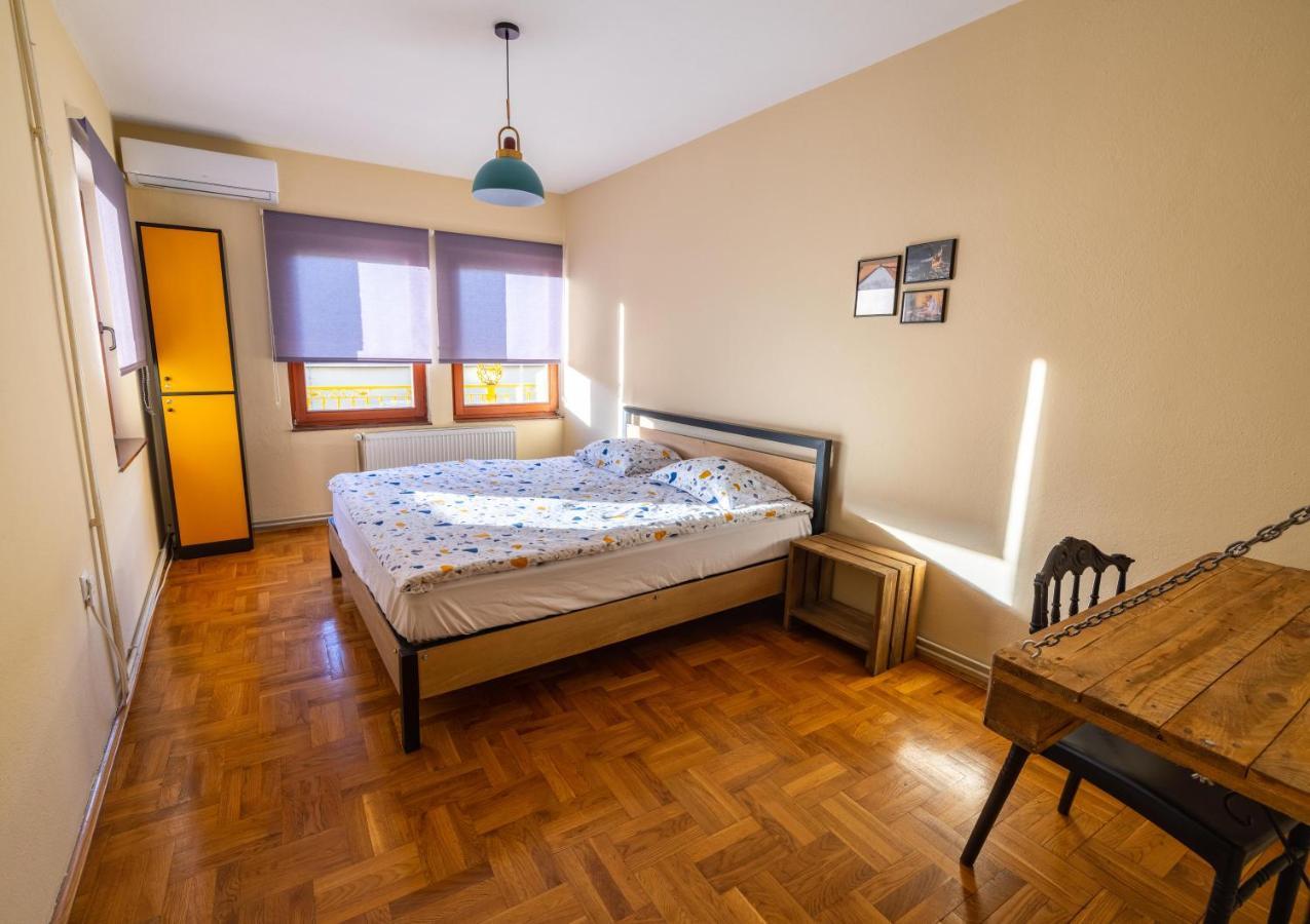 Hostel Prishtina Backpackers بريشتاين المظهر الخارجي الصورة