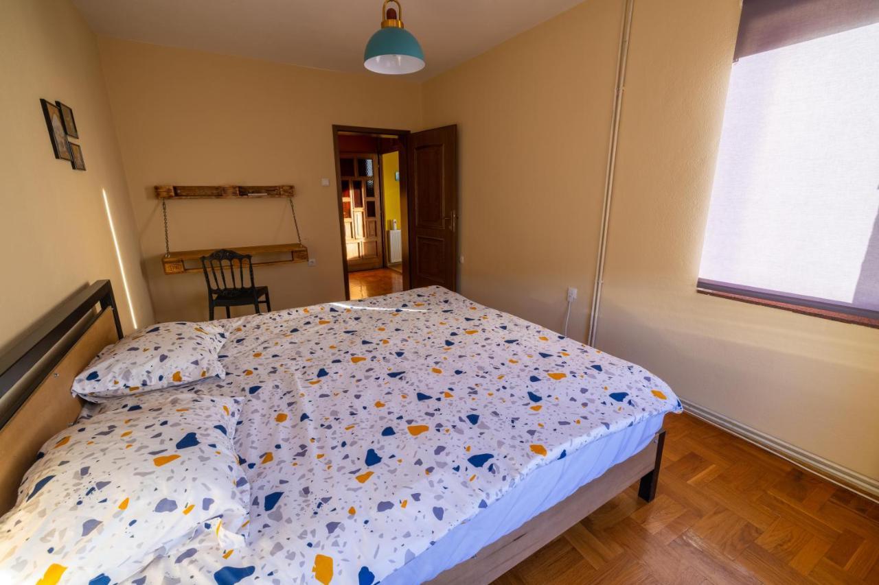 Hostel Prishtina Backpackers بريشتاين المظهر الخارجي الصورة