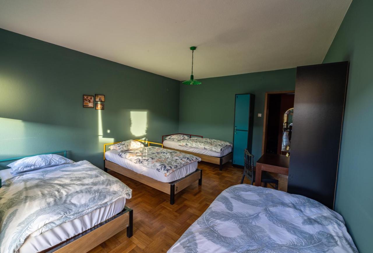 Hostel Prishtina Backpackers بريشتاين المظهر الخارجي الصورة