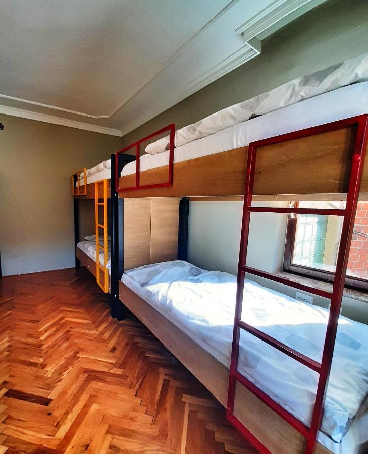 Hostel Prishtina Backpackers بريشتاين المظهر الخارجي الصورة